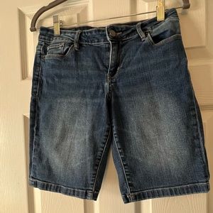 Calvin Klein Shorts 26